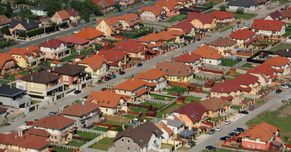 Kiköltözők dobják fel az ingatlanforgalmat