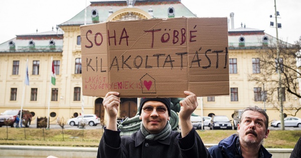 Életbe lépett a meghosszabbított kilakoltatási moratórium
