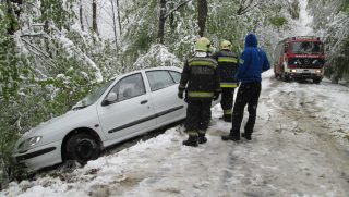 Elhasalt az ország az időjárástól, 355 helyszínre hívták a tűzoltókat