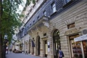 Számos Andrássy úti ingatlan kapott műemléki védelmet