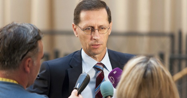 Varga Mihály: nem lesz hosszabbítás, két év múlva megszűnik a kedvezményes lakásáfa
