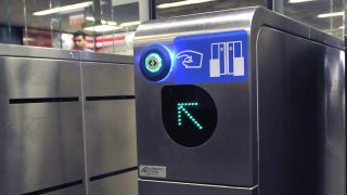 Beléptetőkaput építenek a Deák Ferenc téri metróállomásnál