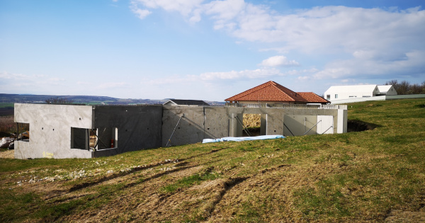 Sokan keresik most az olcsó és kisméretű házakat, de nem biztos, hogy találnak