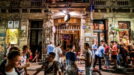 6,6 milliárd forint bevétele volt az államnak a VII.kerületi bulinegyedből
