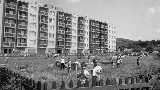 Egekben a panelárak, és rá is faraghatnak velük a vevők