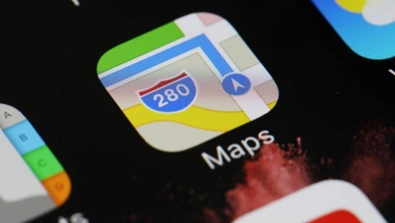 Már a budapesti tömegközlekedést is tudja az Apple térképe