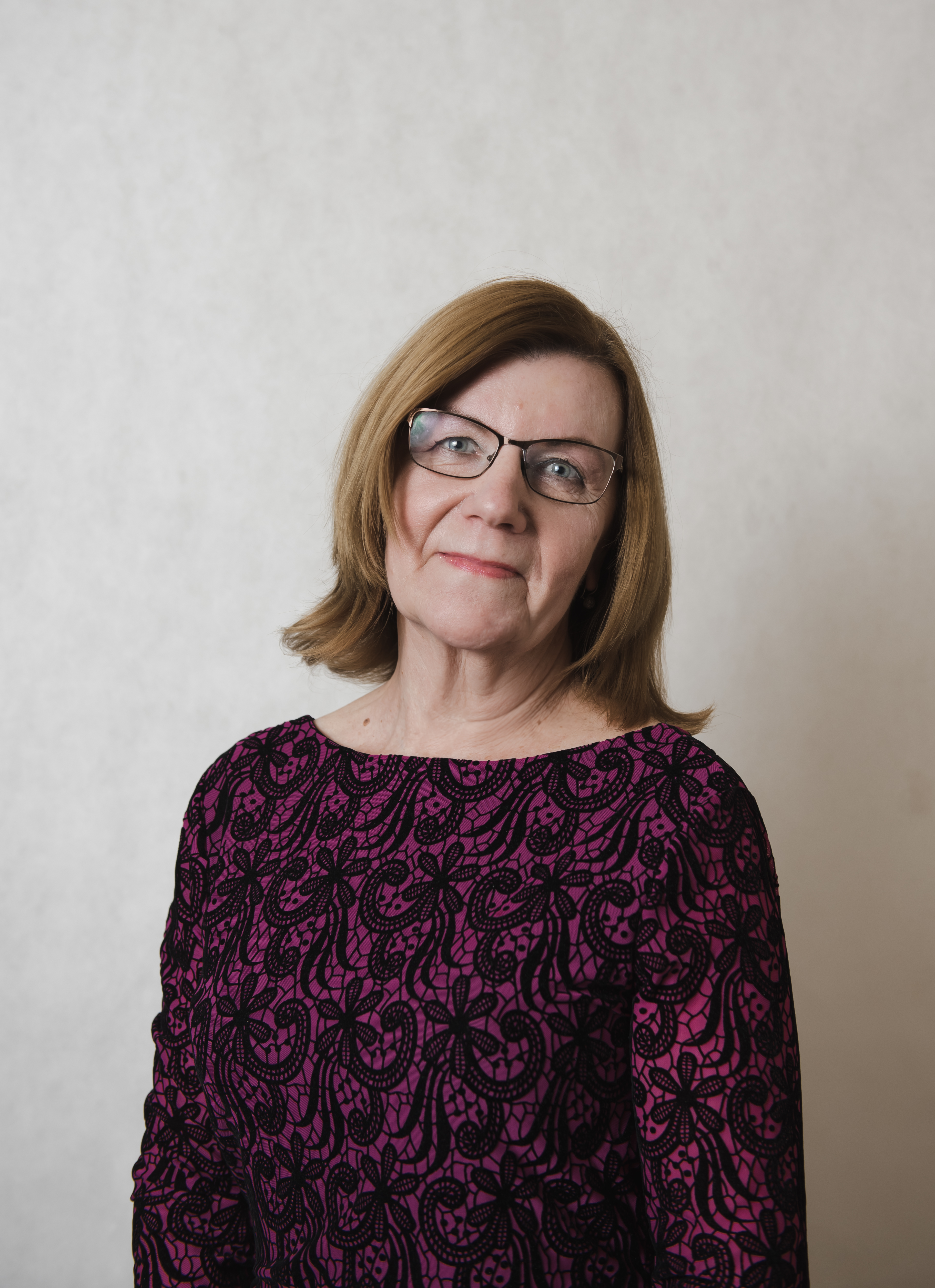 Pálosi Júlia profil