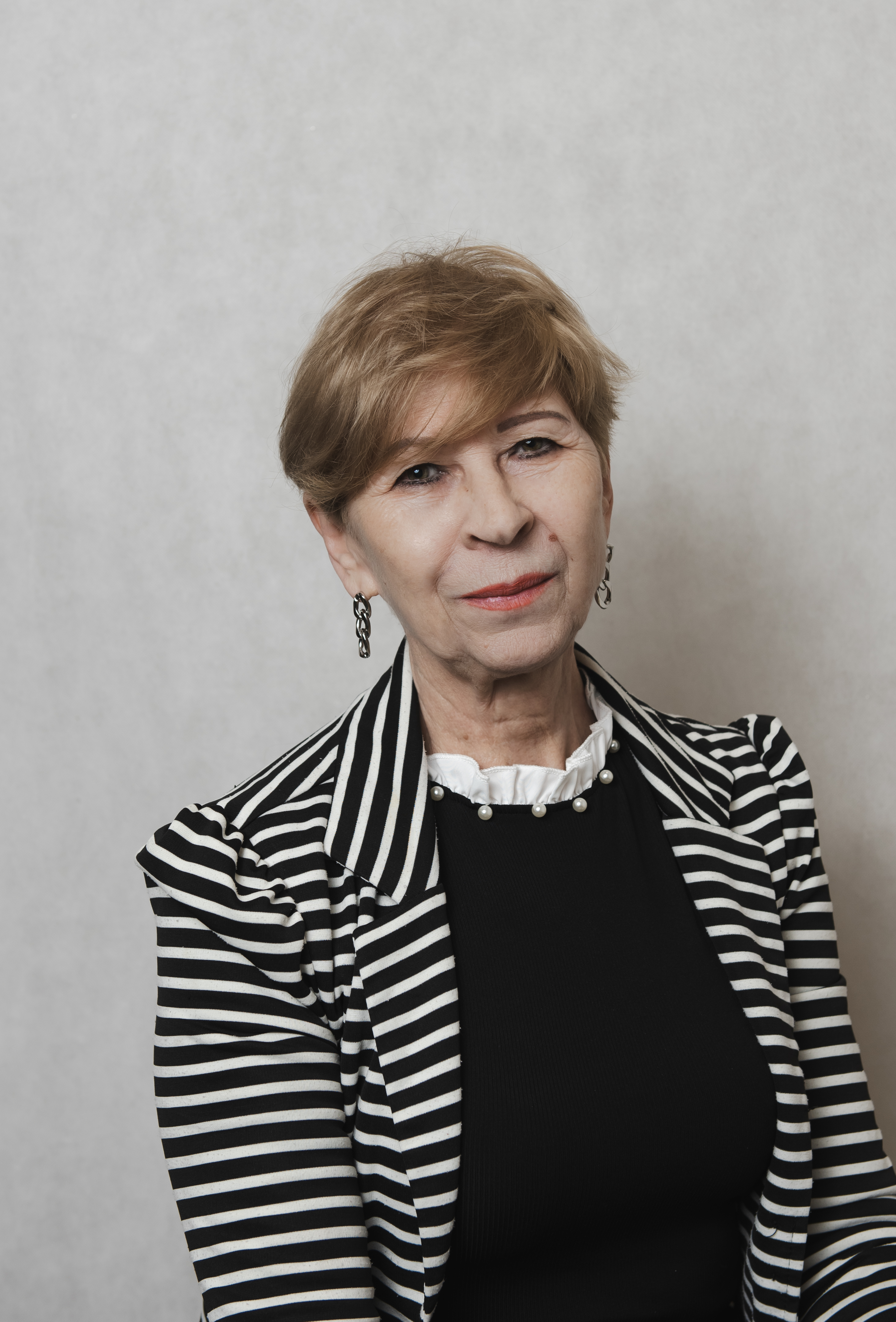 Horváth Éva profil